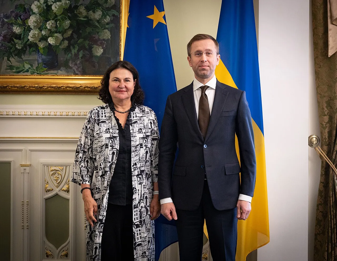 Premier Serhiy Koretskyi tijdens een officiële ontmoeting