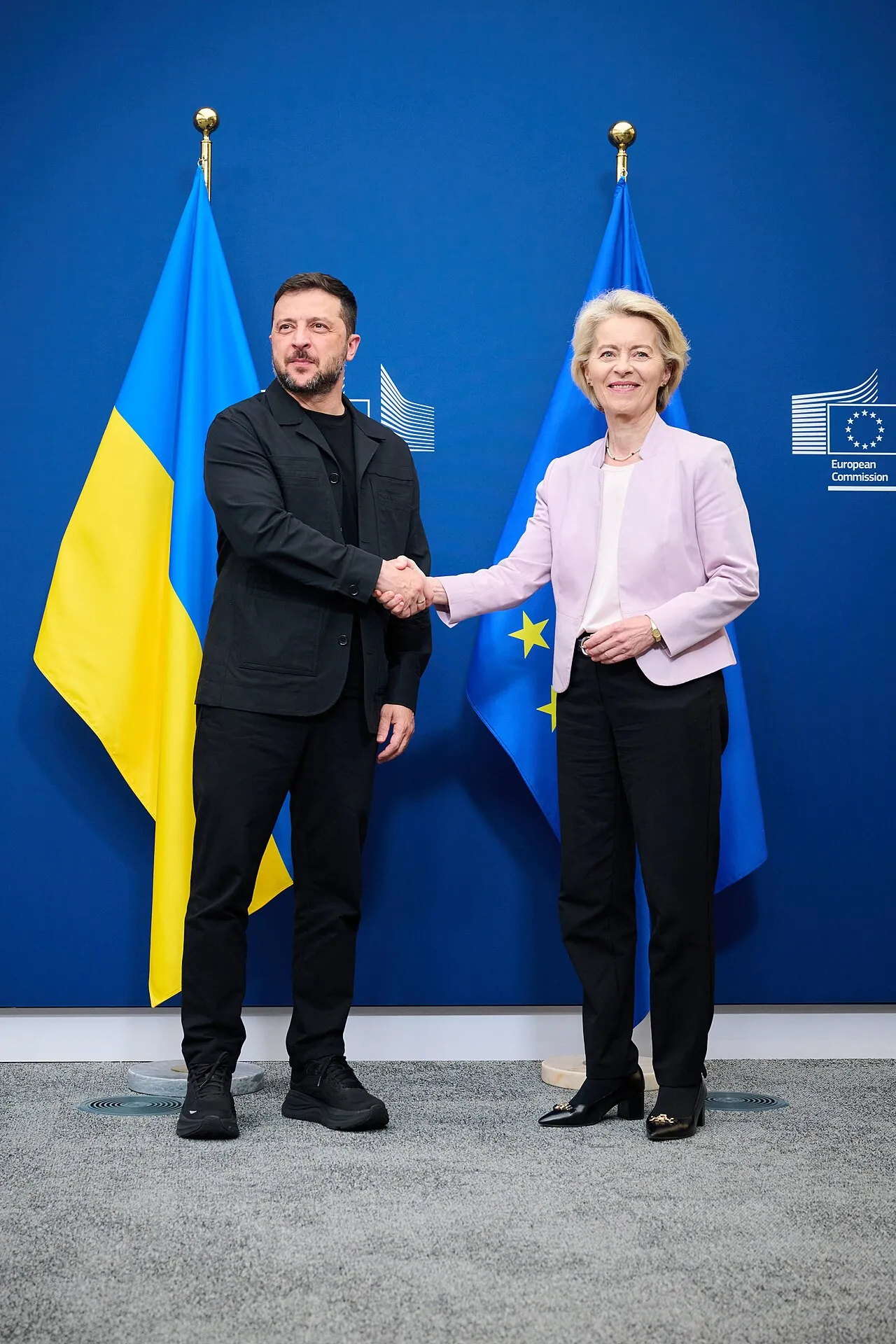 De Oekraïense president Volodymyr Zelensky tijdens een persconferentie met Commissievoorzitter Ursula von der Leyen